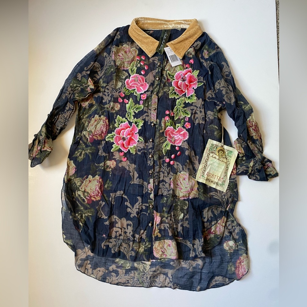 Aratta Silent Journey Anthropologie Small S Dark Blue Florsal blouse NWT!